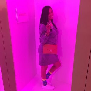 Meet your Posher, Rhonda